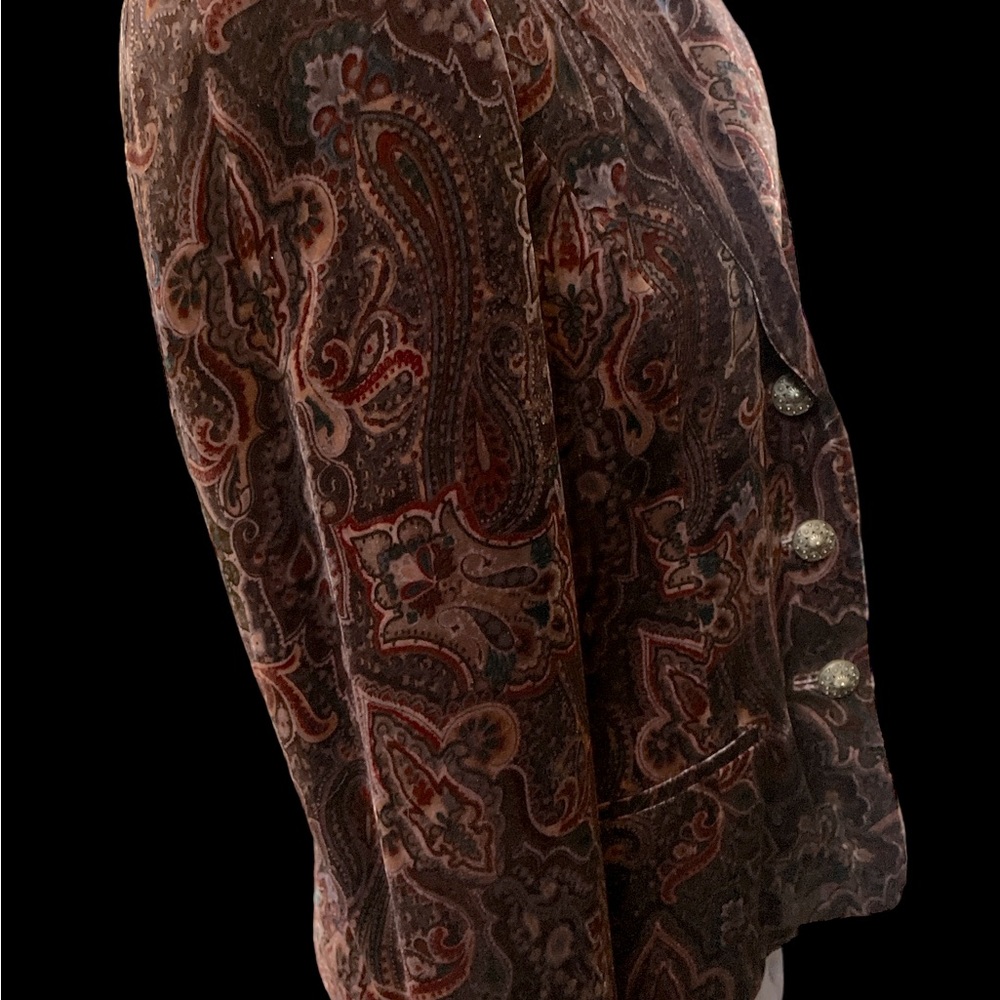 Stunning velvet Tesorojacket. side 14. made in HongKong - Picture 6 of 11